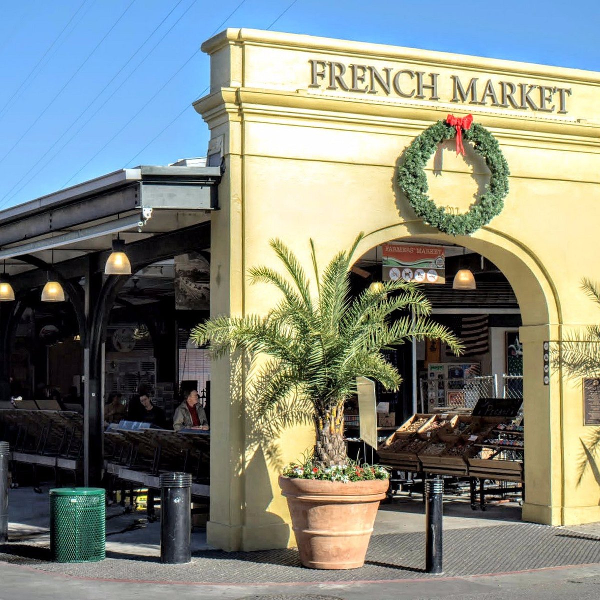 Late Night Eats in the French Quarter - French Market Inn