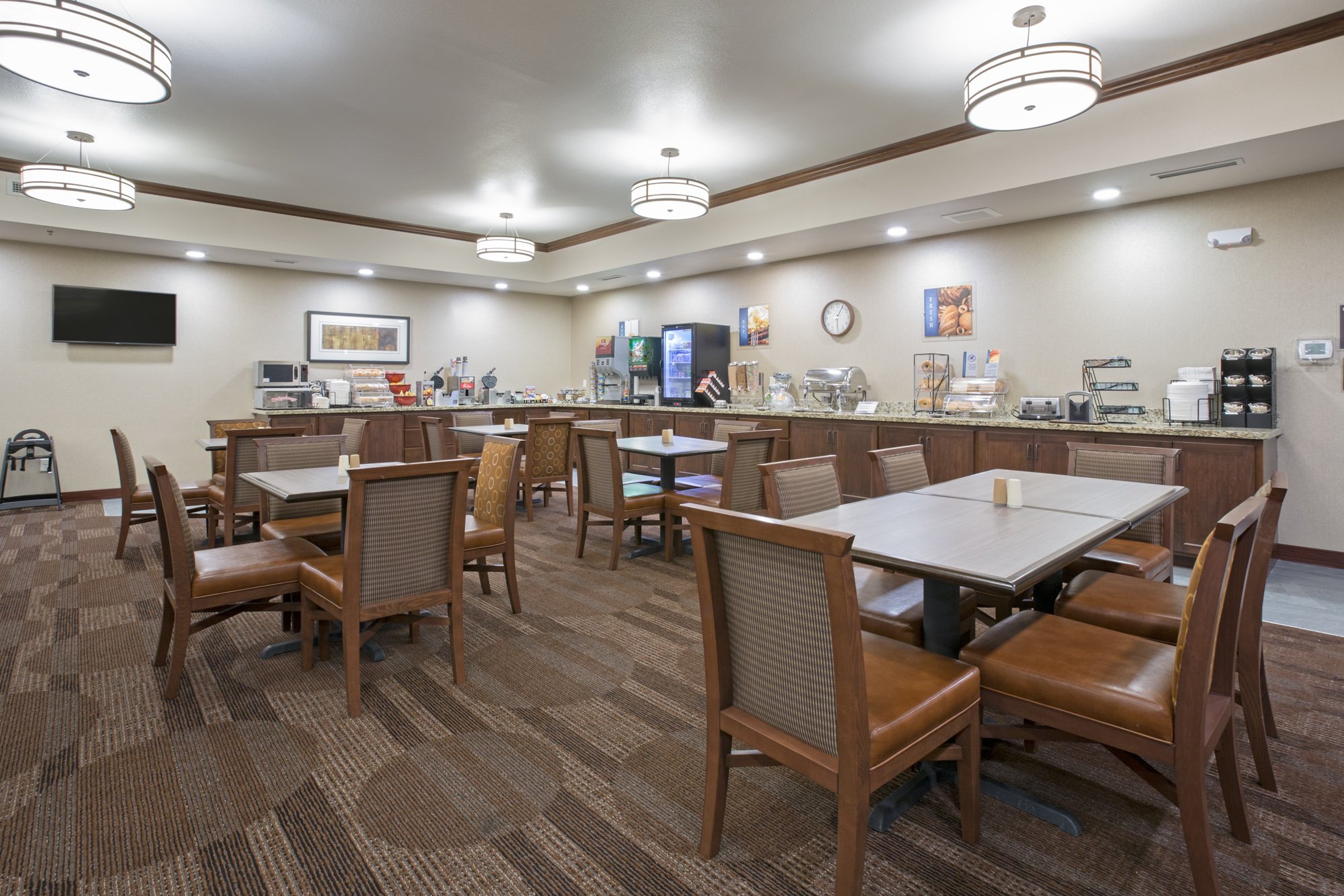 Hotel photo 6 of Best Western Plus Lincoln Inn & Suites.