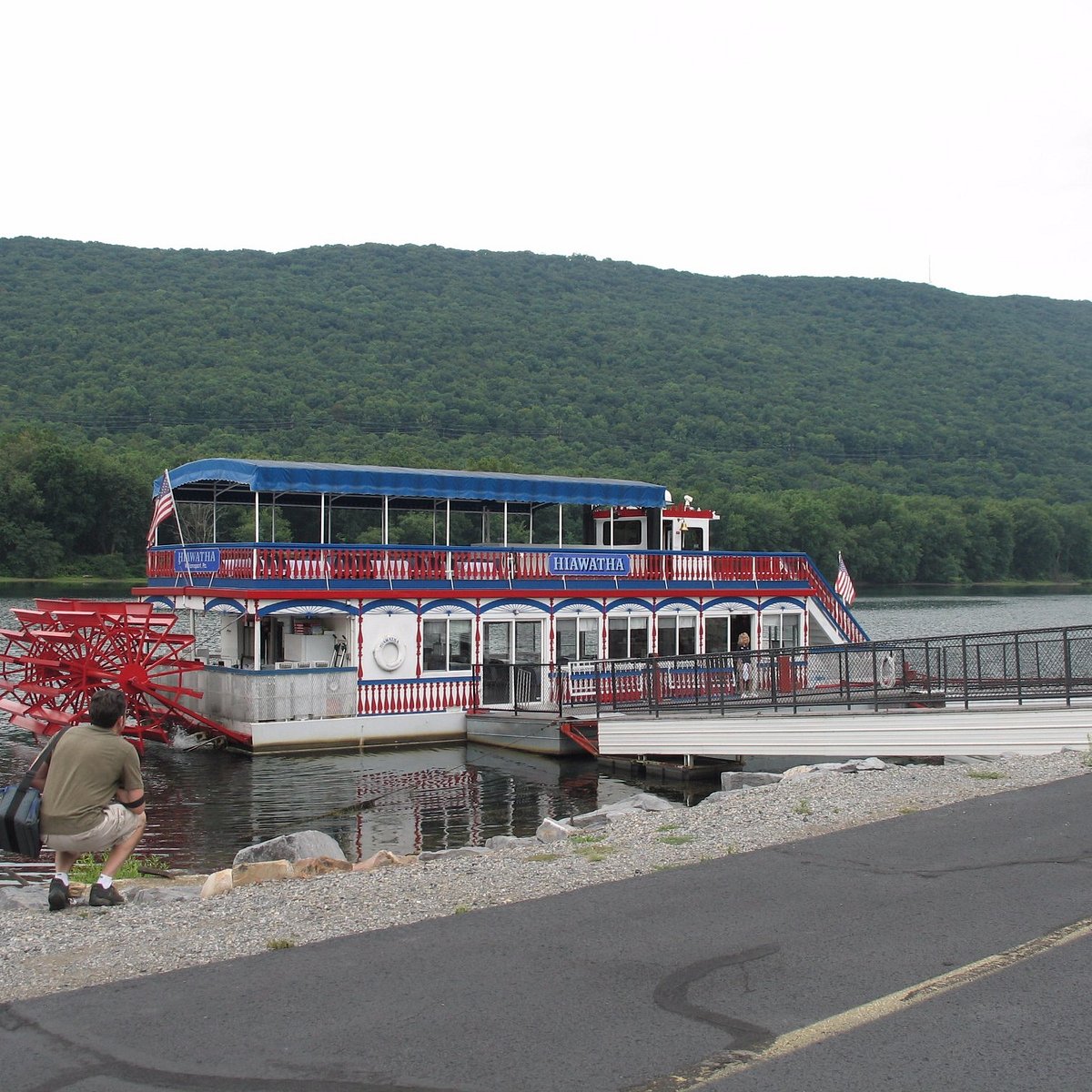 hiawatha paddlewheel riverboat williamsport