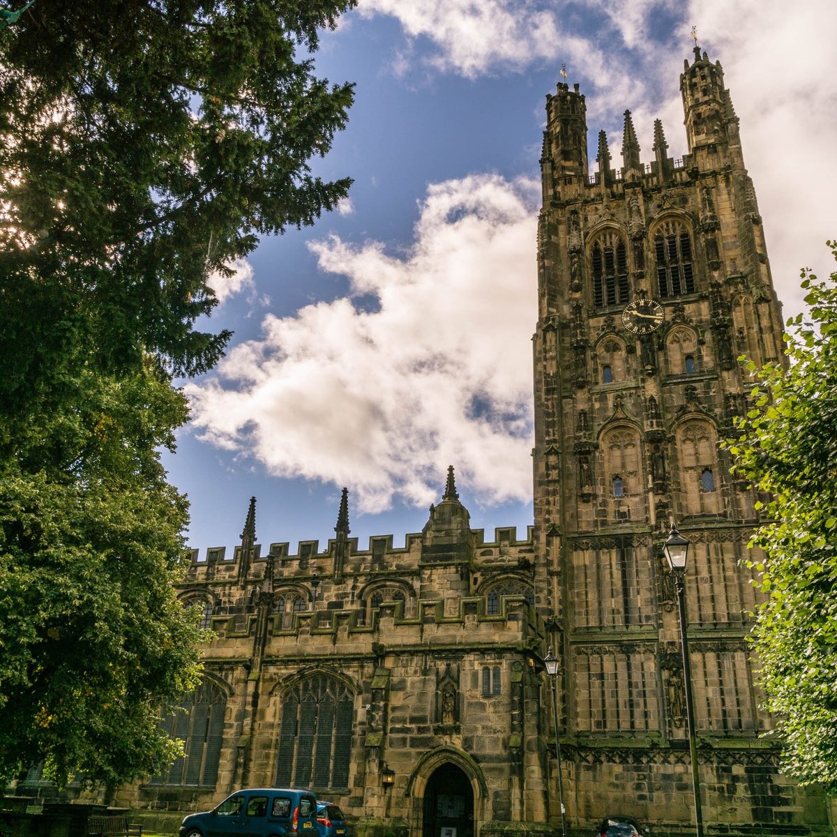 St Giles Parish Church (Wrexham) - Tripadvisor