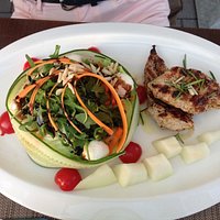 Salat mit Hähnchen