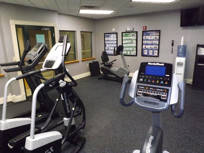 Best Western Plus Kalamazoo Suites Gym: Pictures & Reviews - Tripadvisor