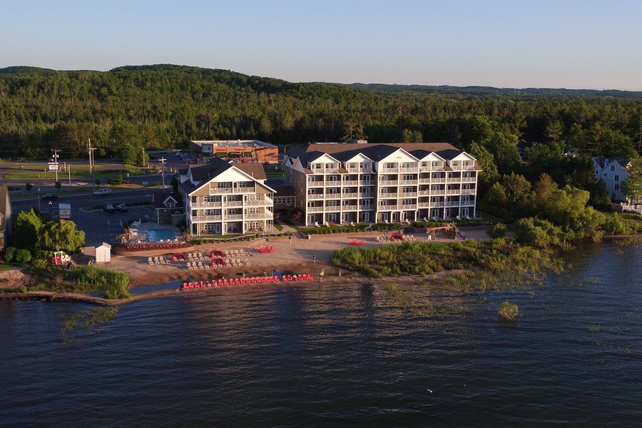 hotel in traverse city michigan