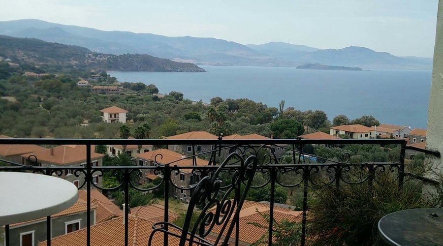 Nassos Guest House