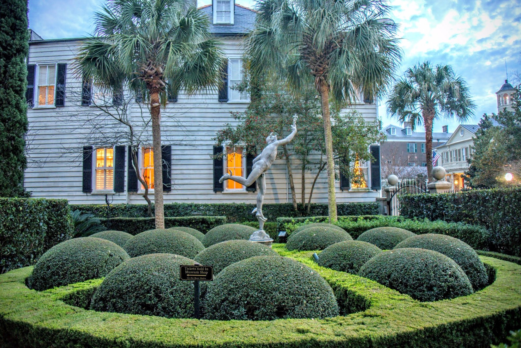 historic homes to tour in charleston