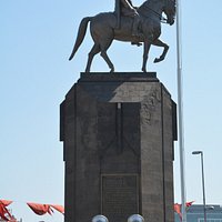 Anıt