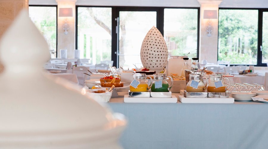 Breakfast room