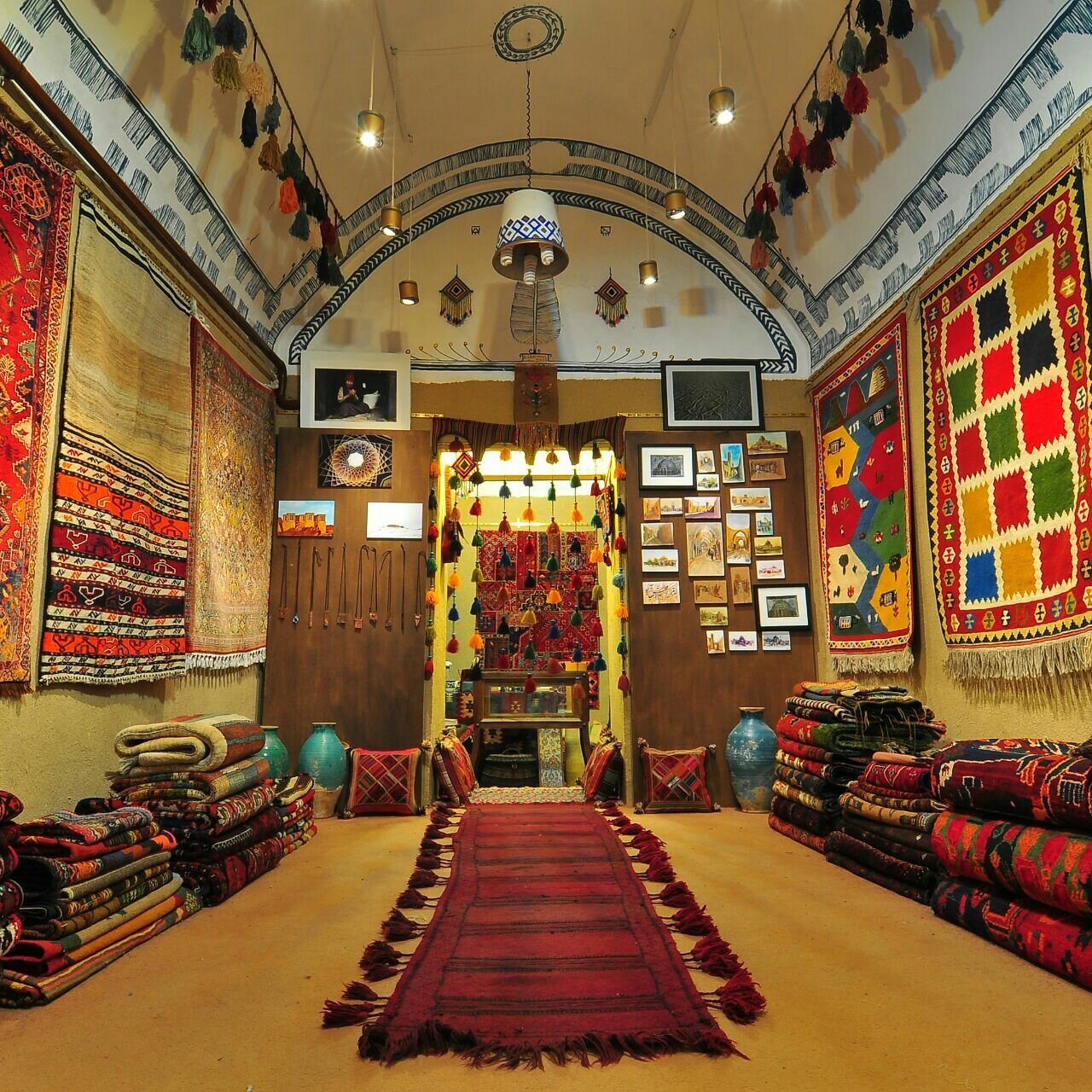 THE 10 BEST Places To Go Shopping In Iran Updated 2024   Silk Road Gallery 