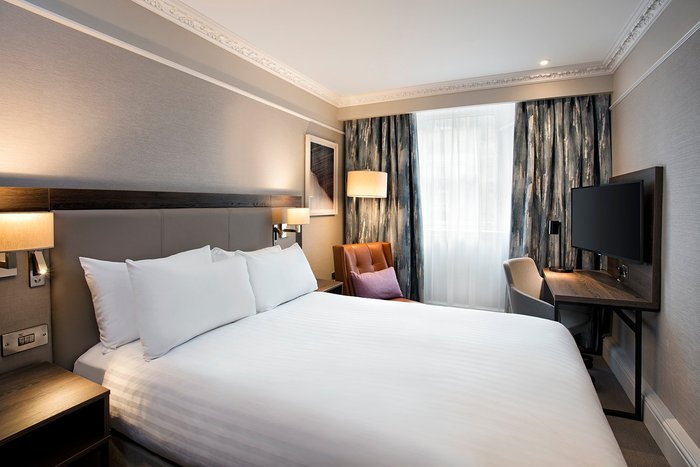 Hilton Edinburgh Carlton Rooms: Pictures & Reviews - Tripadvisor