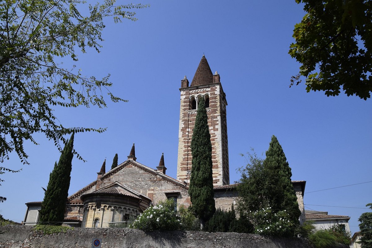 Parrocchia Santissima Trinità - Lunghezza Chiesa Della Santissima Trinità In Monte Oliveto, Verona
