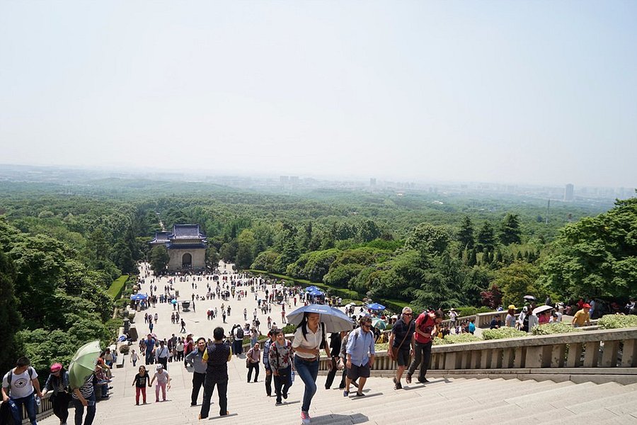 Sun Yat-sen Memorial of Nanjing image