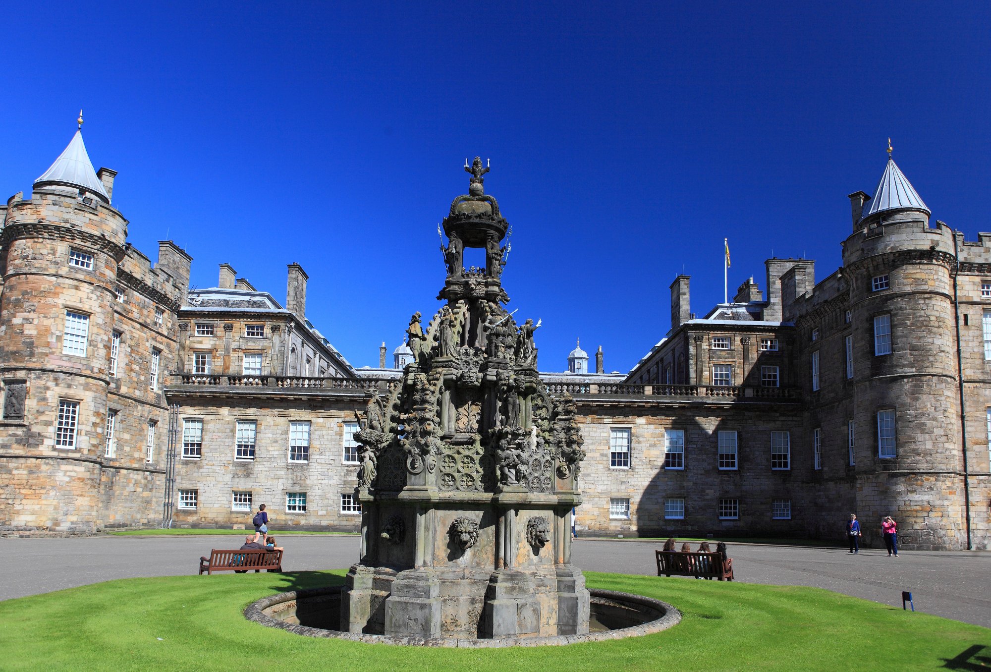 Palace of Holyroodhouse Edinburgh