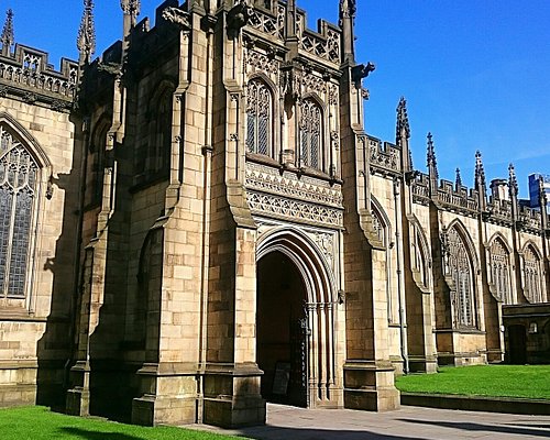 places to visit in near manchester