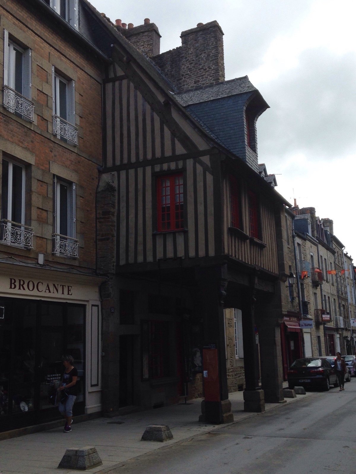 Musée Emmanuel de la Villéon (Fougères) - Lo que se debe saber antes de ...