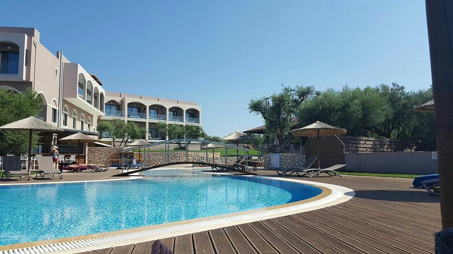 ELEGANCE LUXURY EXECUTIVE SUITES - Updated 2021 Prices, Hotel Reviews