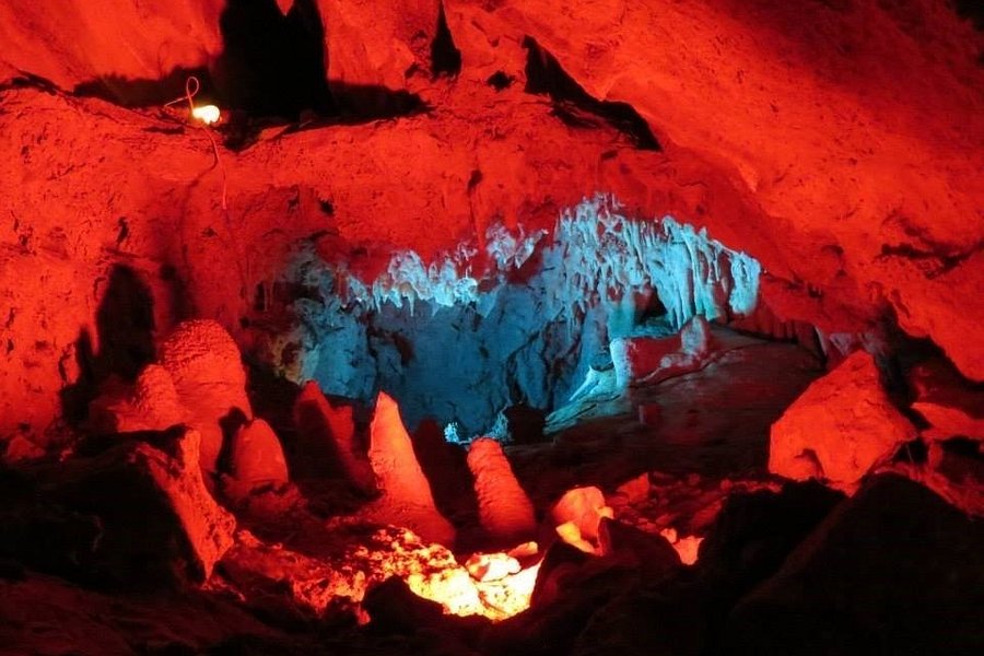 Coral Caverns image