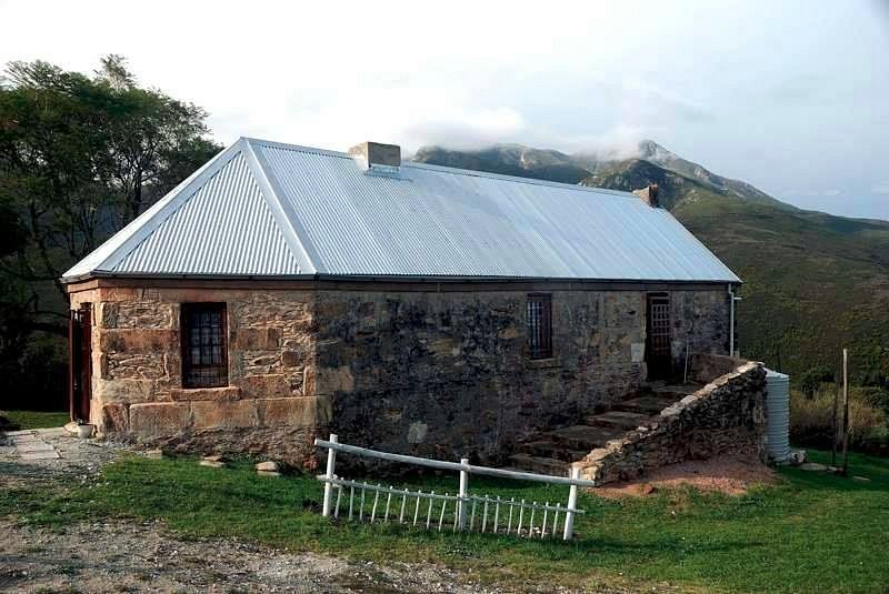 Montagu Pass Old Toll House image