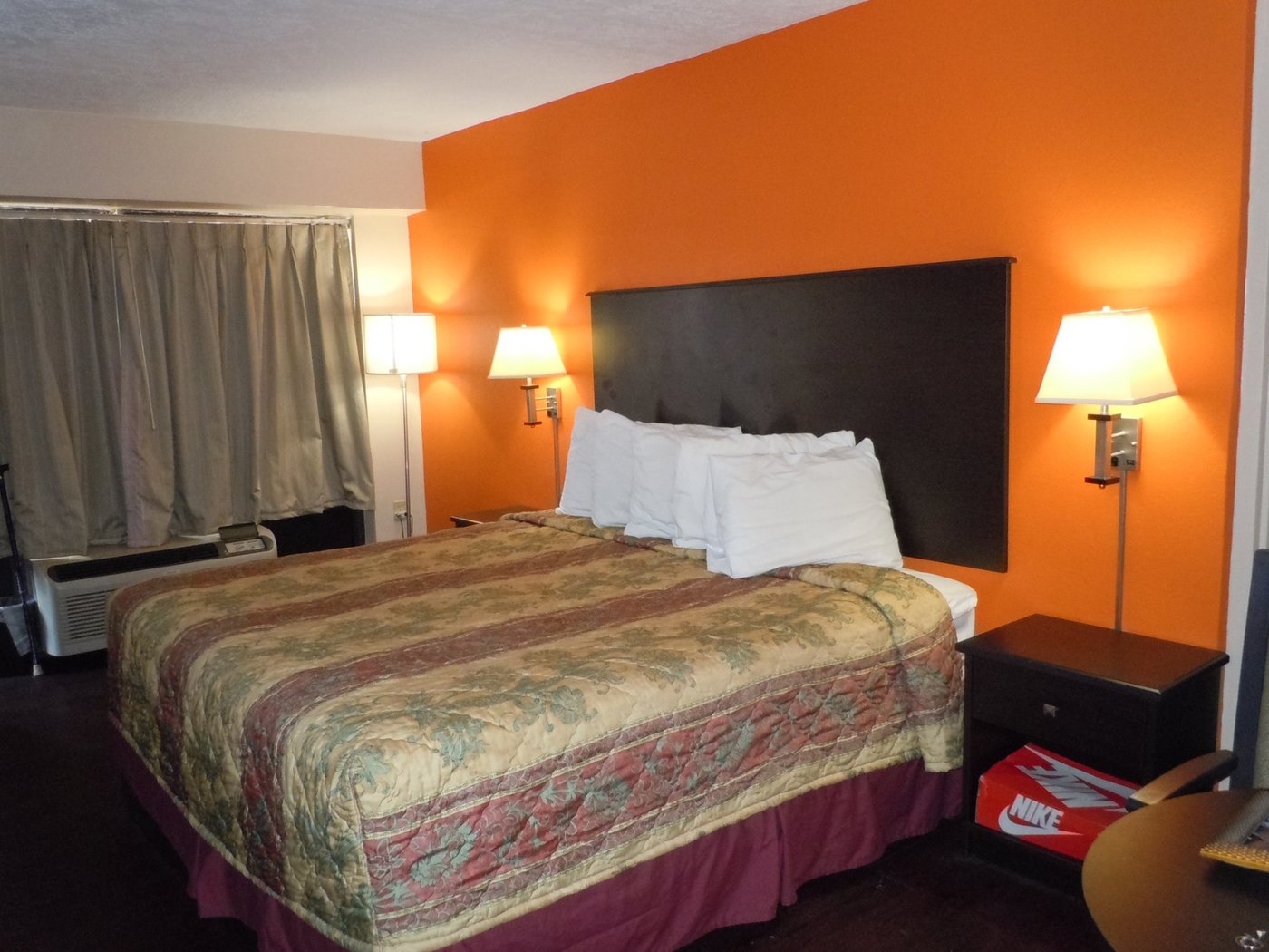 AMERICAN INN ANNISTON - Hotel Reviews, Photos, Rate Comparison ...