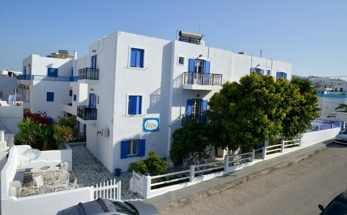 VELETAS ROOMS - Prices & Guest house Reviews (Milos, Greece)