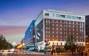 Phoenix Park Hotel in Washington DC, image may contain: City, Office Building, Neighborhood, Urban