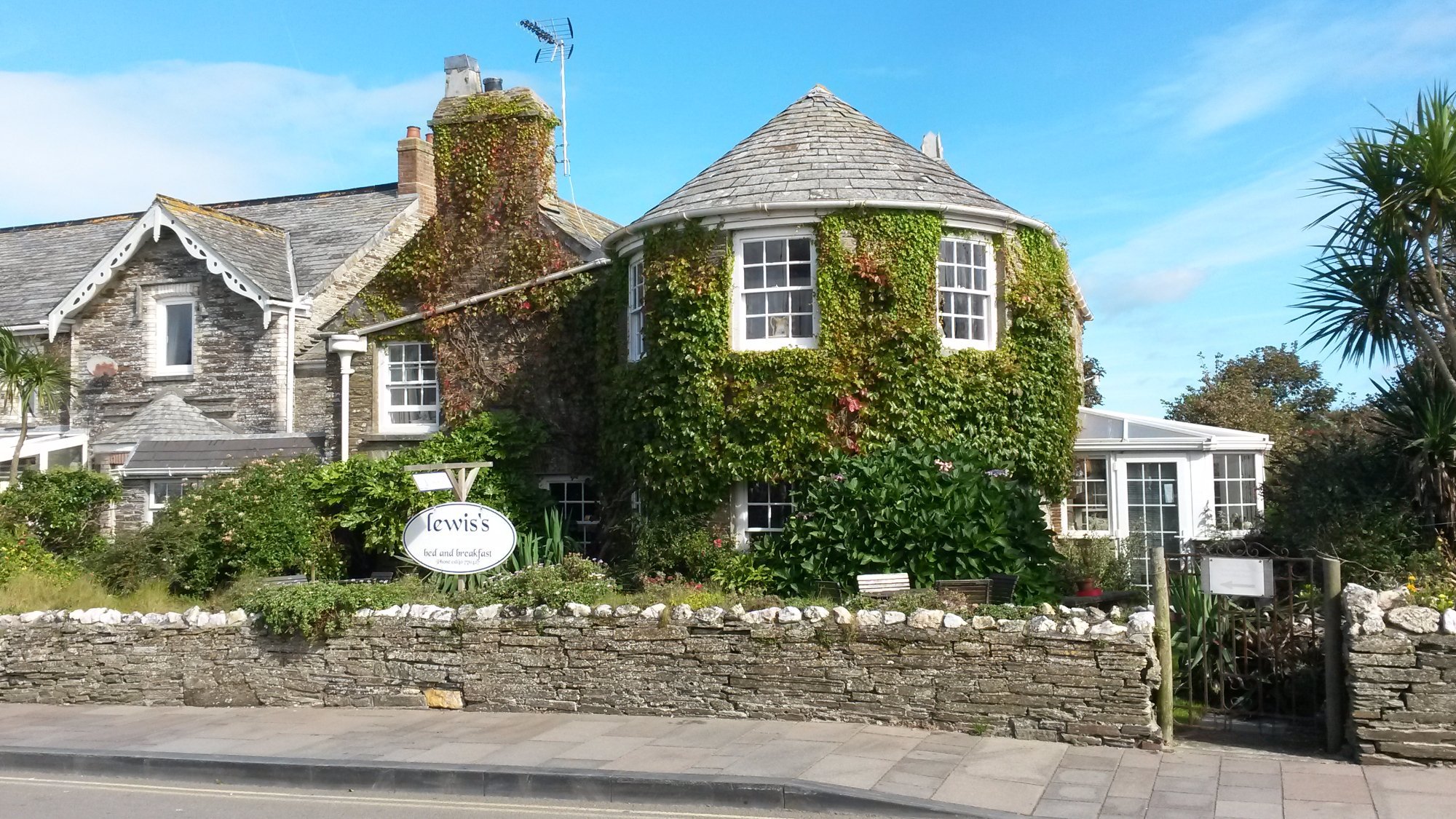 LEWIS'S BED AND BREAKFAST - B&B Reviews & Photos (Tintagel) - Tripadvisor