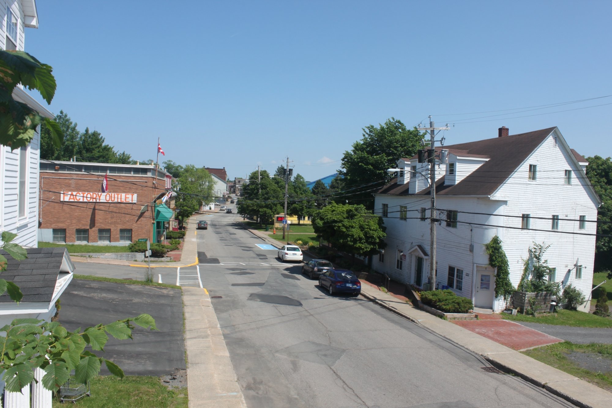Dolan's Inn & Suites image