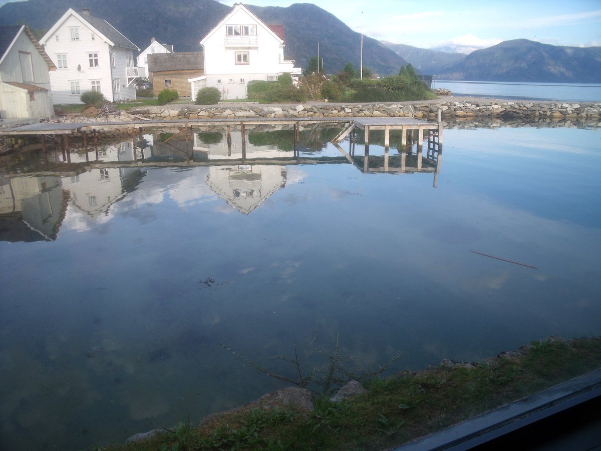 Leikanger Fjord hotel Rooms: Pictures & Reviews - Tripadvisor