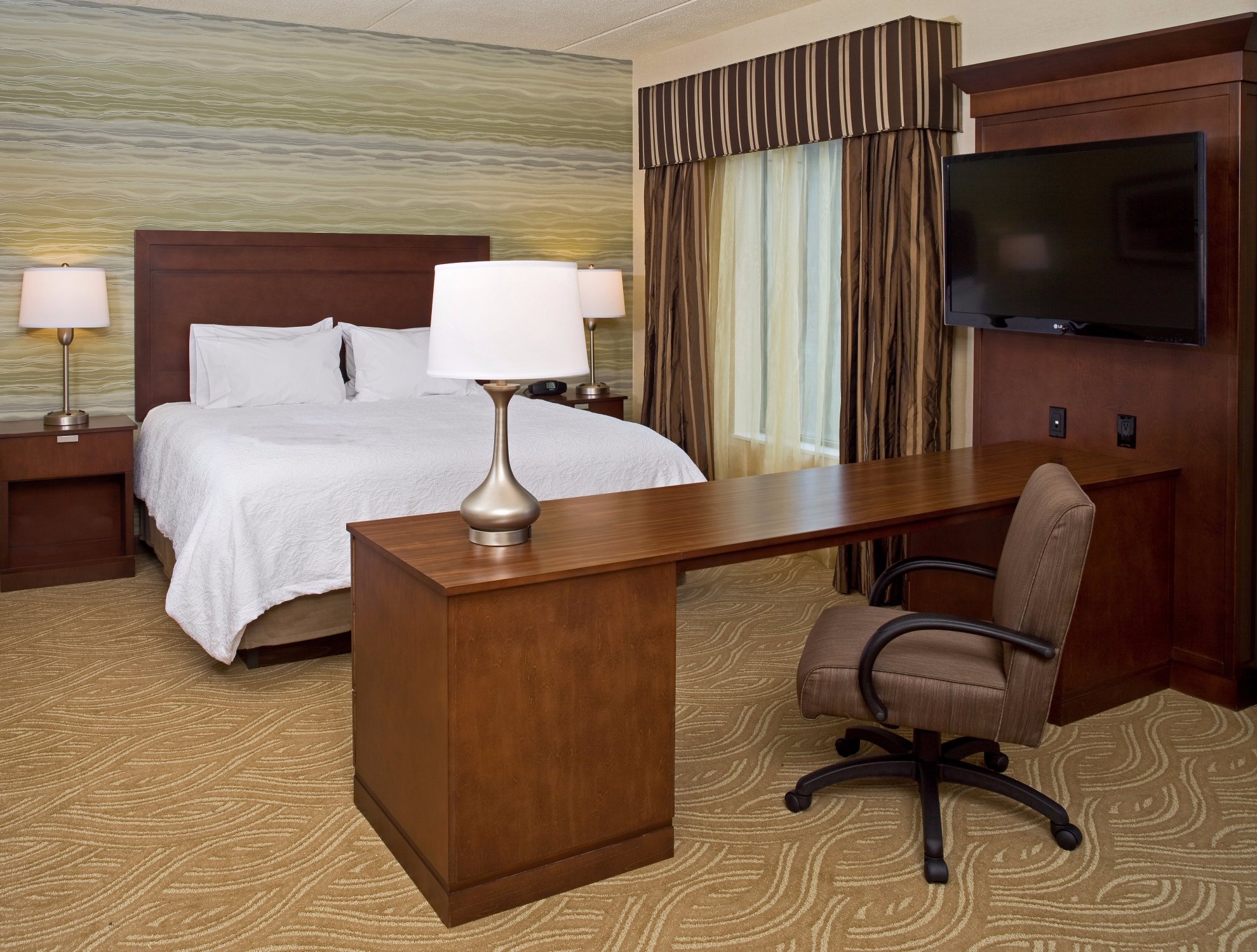 Hotel photo 6 of Hampton Inn & Suites Pittsburgh/Waterfront-West Homestead.