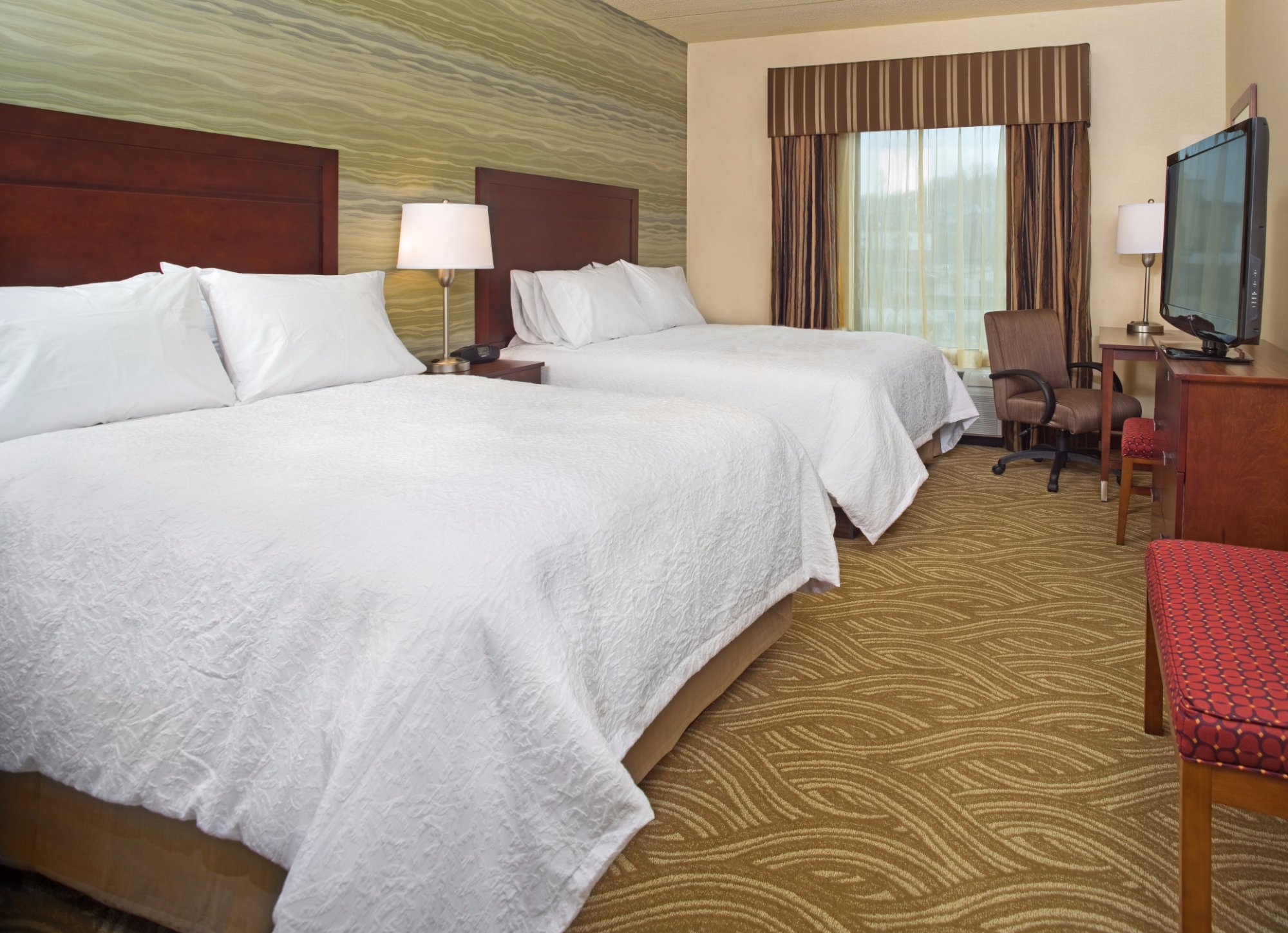 Hotel photo 23 of Hampton Inn & Suites Pittsburgh/Waterfront-West Homestead.