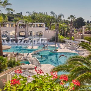 Oasis Pool