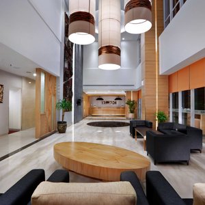 Feel the warmth and light of our lobby with rustic atmosphere