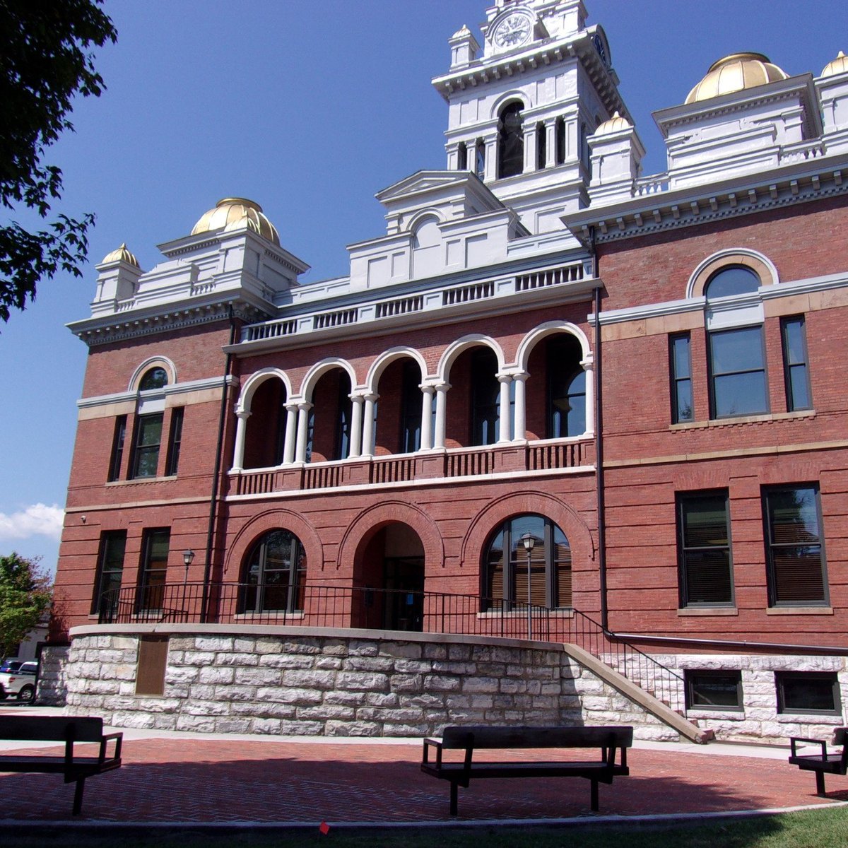 Sevier County Courthouse (Sevierville) 2022 Lohnt es sich? (Mit fotos)