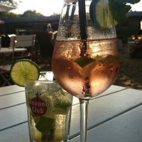Pavillon Beach