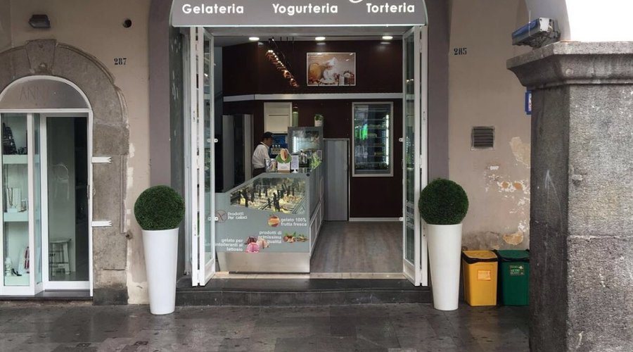 Esterno