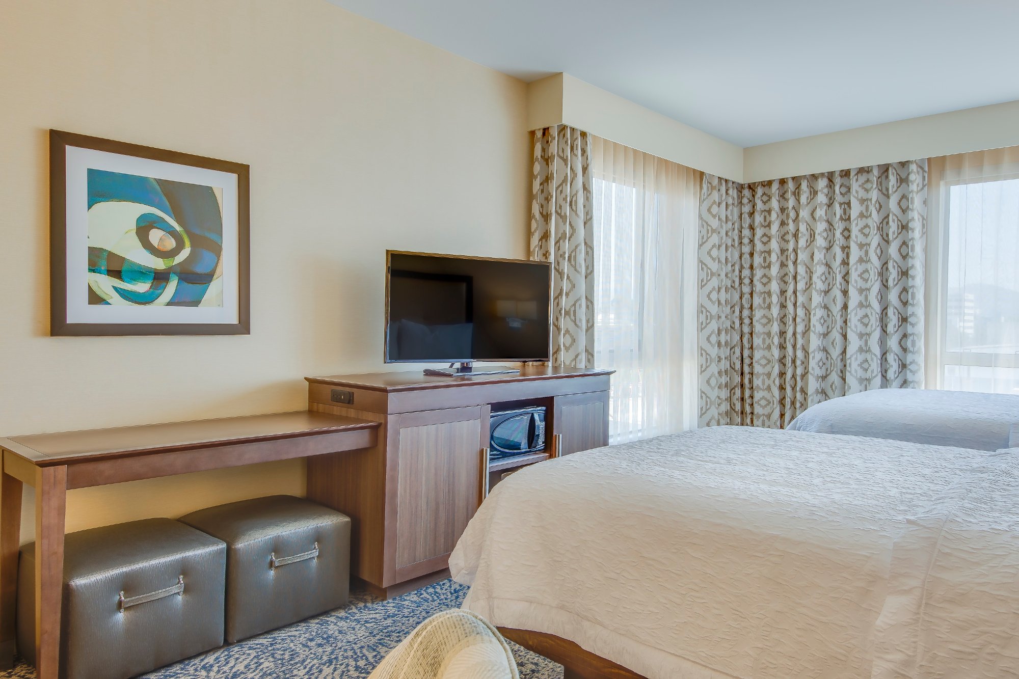 Hotel photo 15 of Hampton Inn and Suites Los Angeles - Glendale.