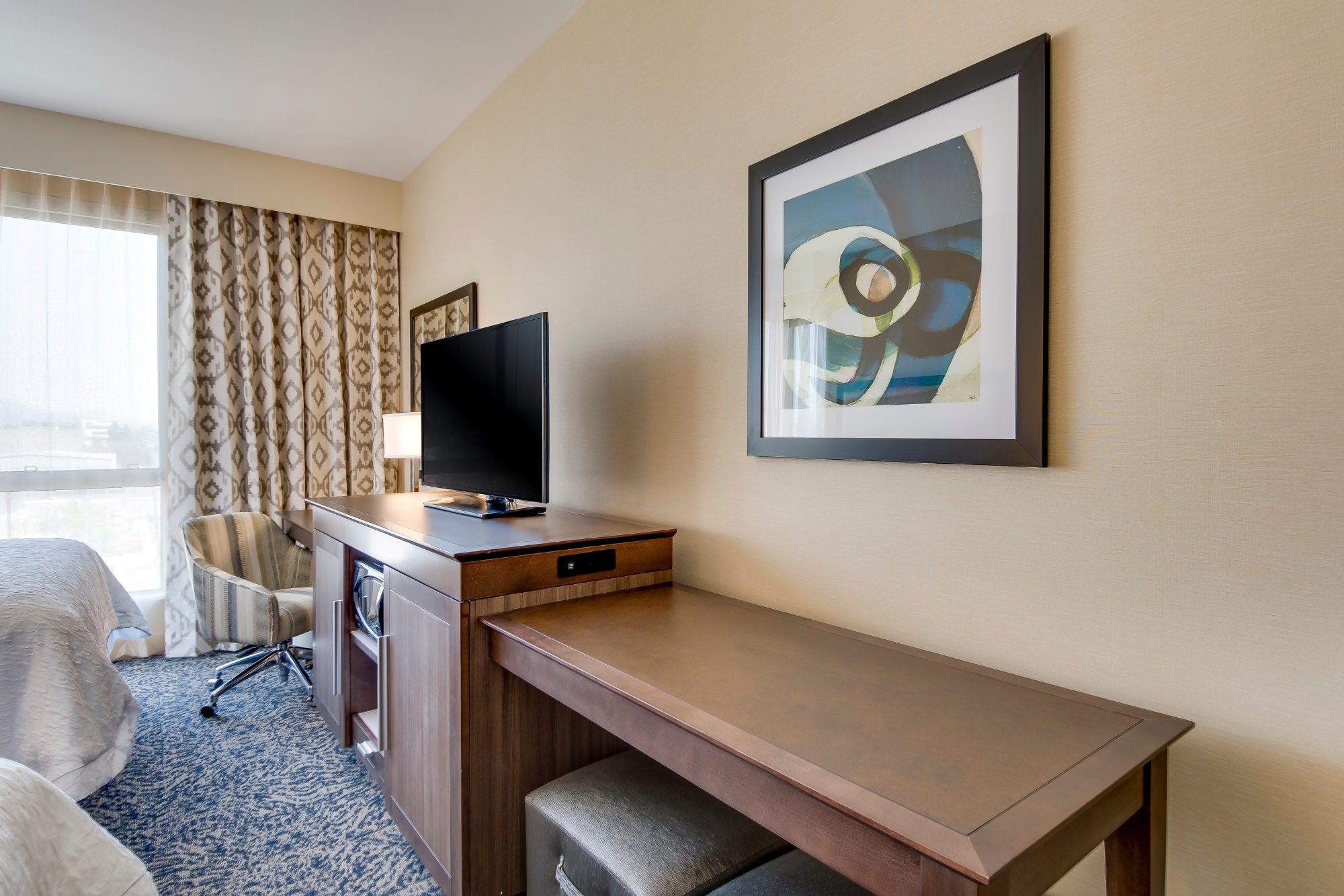 Hotel photo 8 of Hampton Inn and Suites Los Angeles - Glendale.
