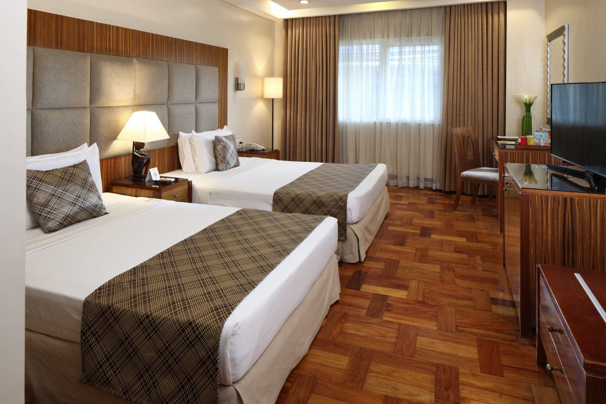 Manila Lotus Hotel by null