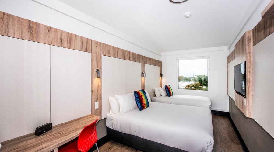 Superior Triple room