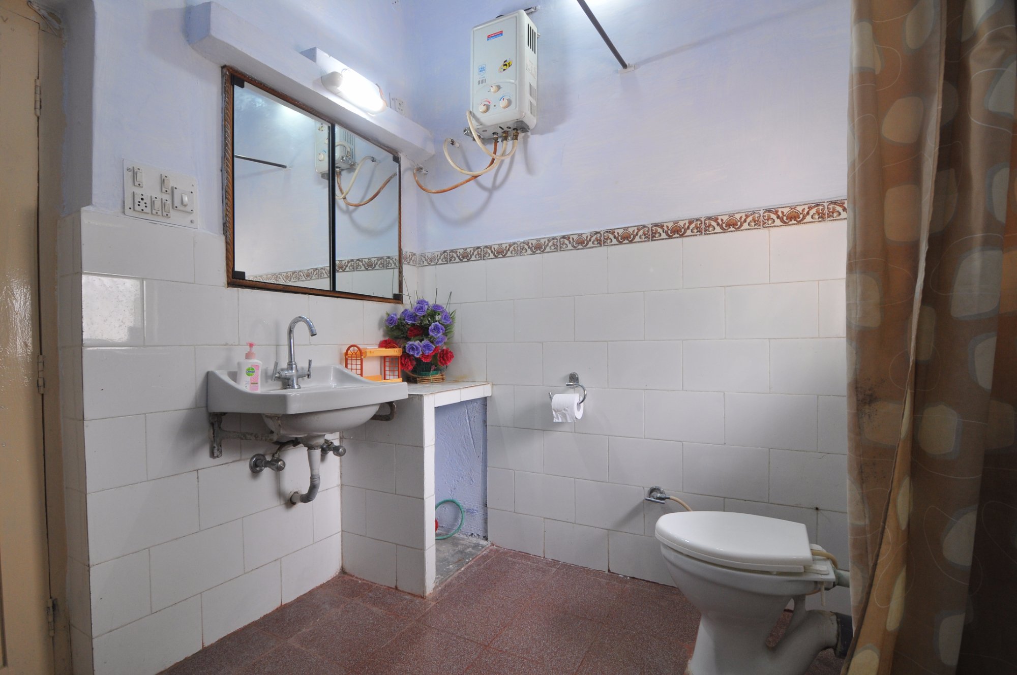 Hotel photo 92 of Jheelam.