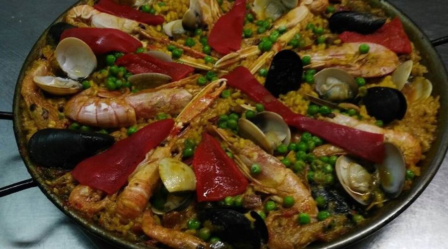 Paella mar y montaña