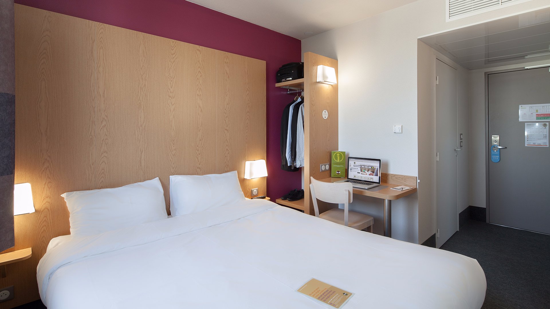 B&B HOTEL BORDEAUX CENTRE BEGLES $76 ($̶8̶9̶) - Prices & Reviews