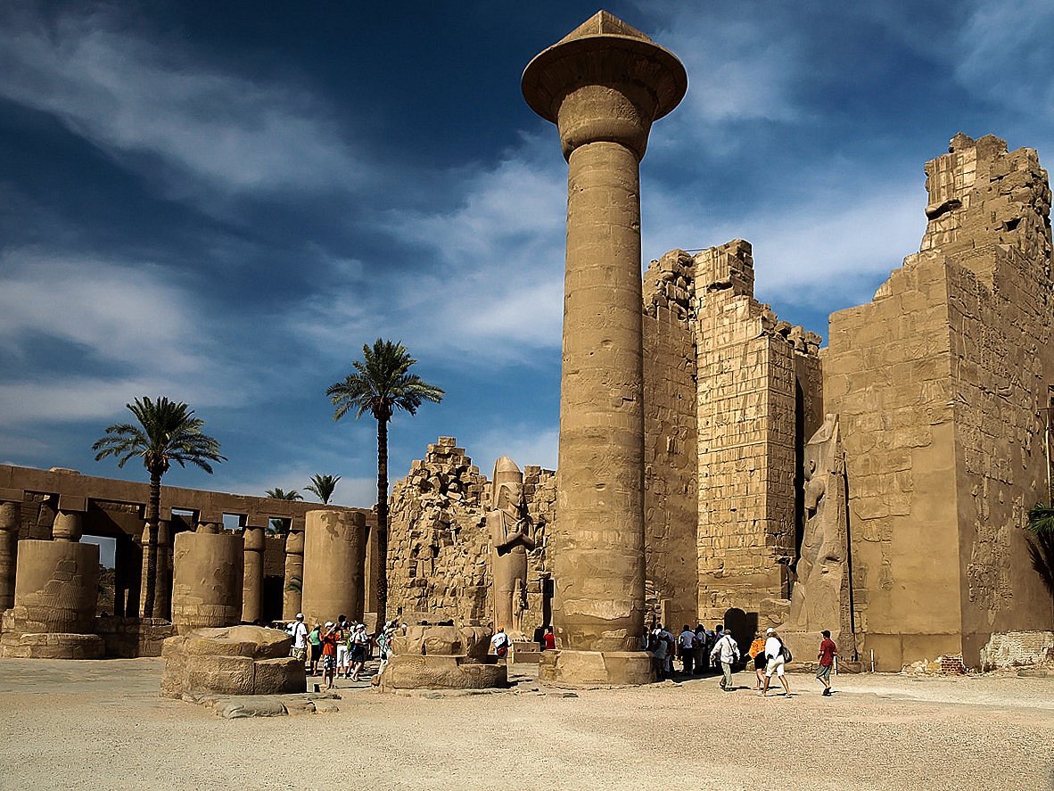أفضل خمس أماكن سياحية يجب زيارتها في مصر - معبد الكرنك