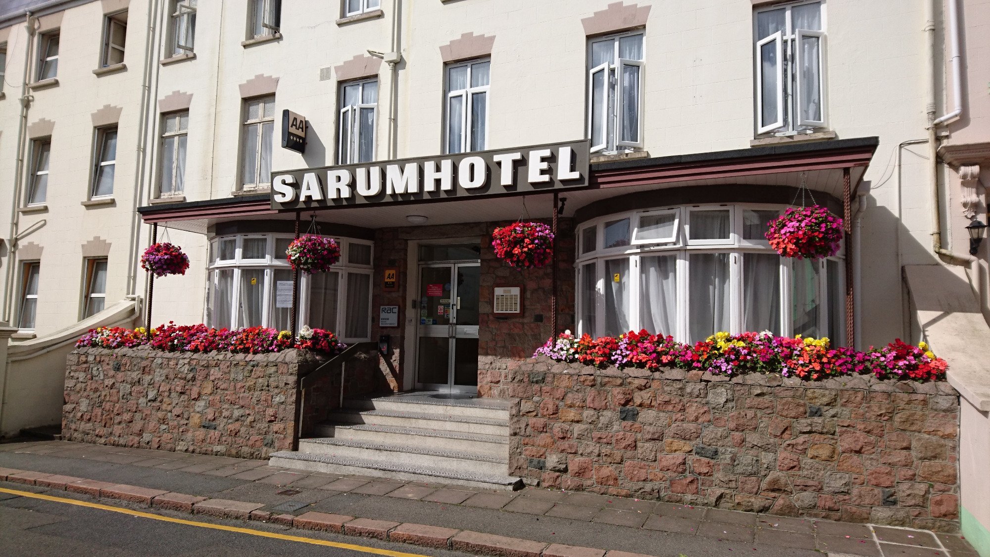 Sarum Hotel image