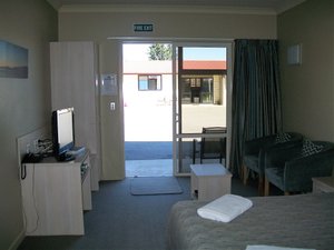 Room & Suite