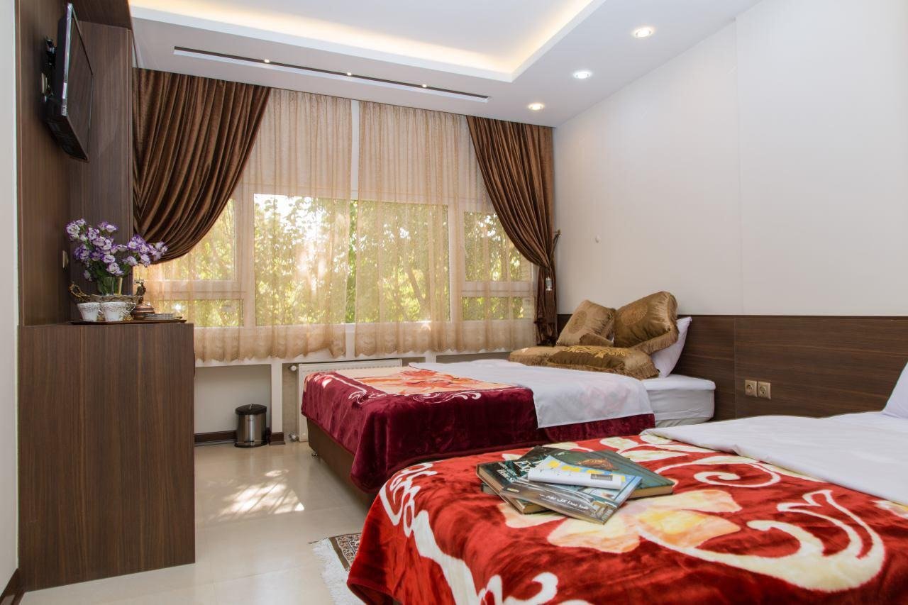 Viana Hotel Rooms: Pictures & Reviews - Tripadvisor