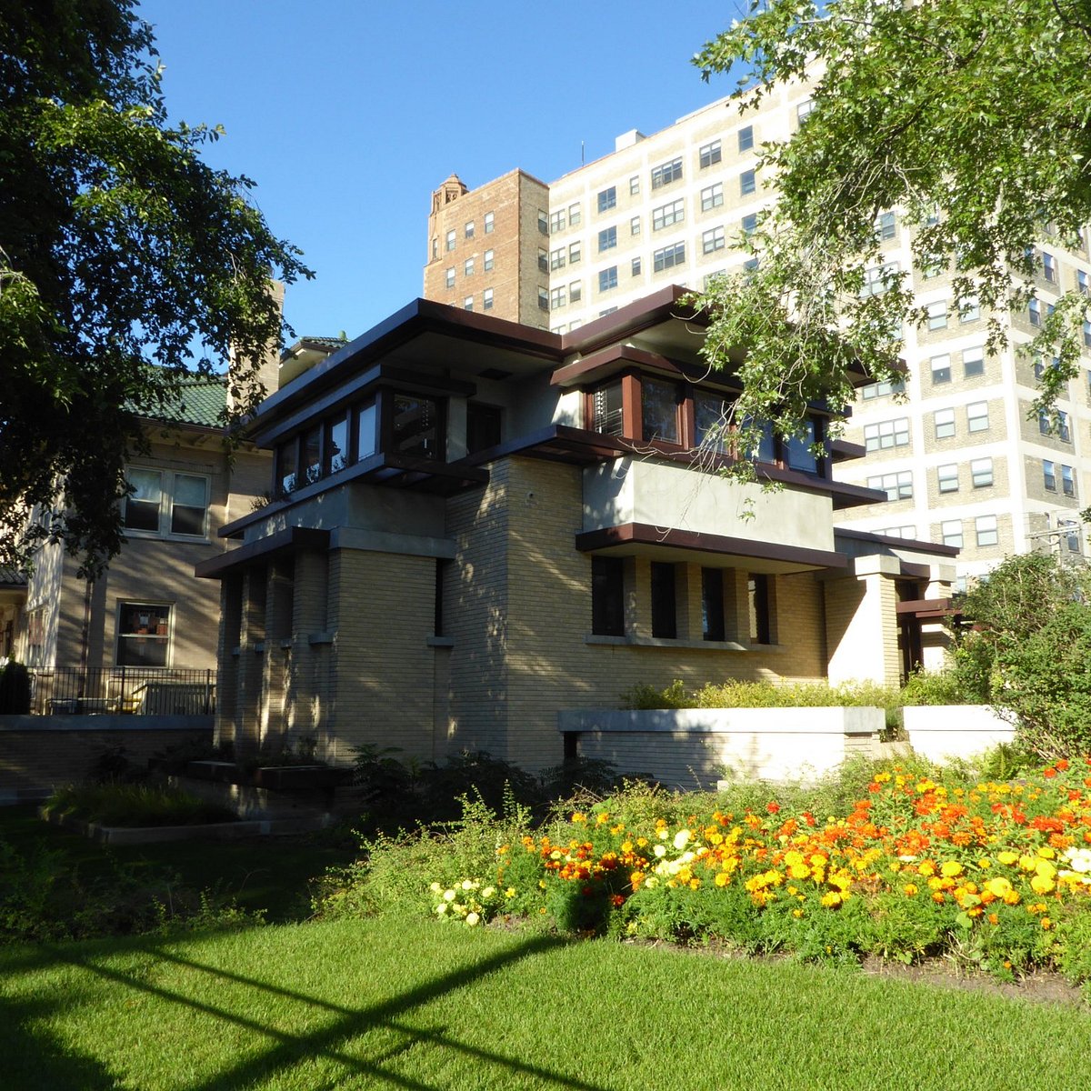 Emil Bach House by Frank Lloyd Wright (Chicago) - All You Need to Know ...