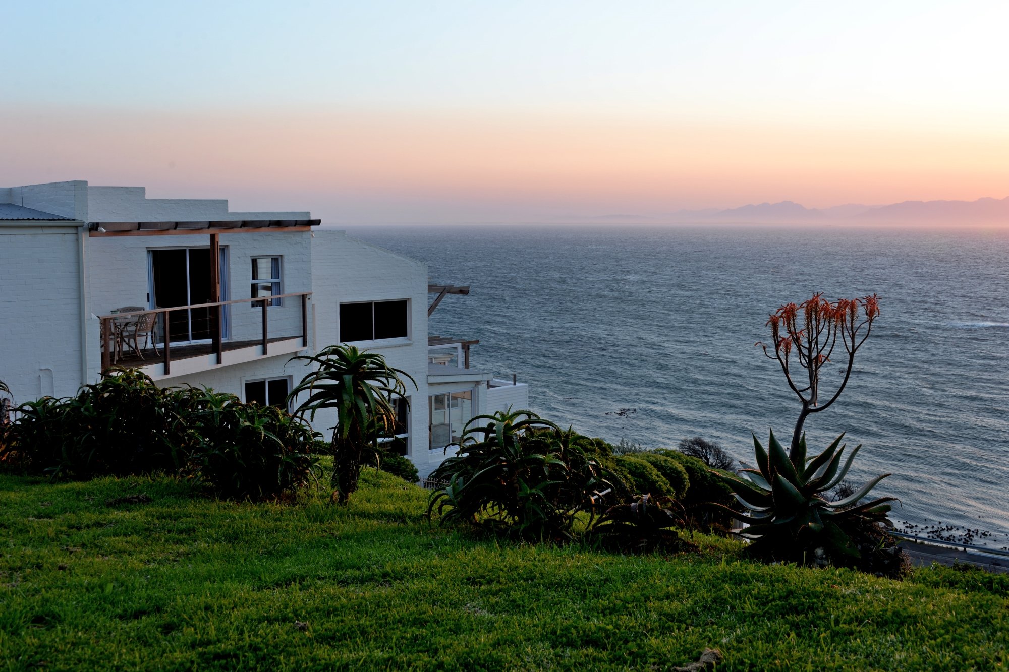 ROCKLANDS BED AND BREAKFAST - Updated 2024 Prices & B&B Reviews (Cape ...