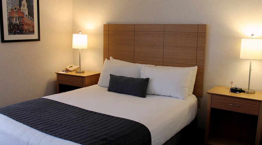 Queen Room