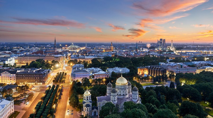 Skyline Bar on the 26th floor of the Radisson Blu Hotel Latvia is the best place in Riga to watc