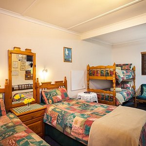 Four bed family unit/ garden flat